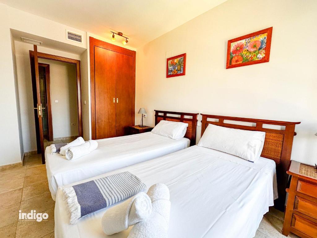 Pool View - 2 Bedrooms - Vista Esuri - COL01 - 5