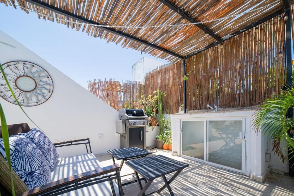 papaya 20 Super central ph2 br with private Rooftop - jacuzzi - 5