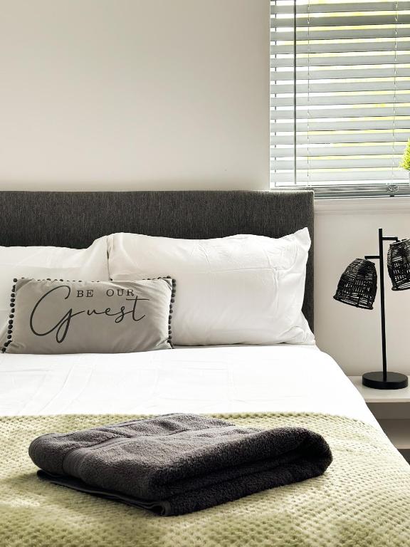 NEC-Airport-HS2- 4min drive to NEC, Marston Green