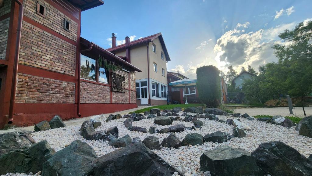 Apartmani Lavirint Ravne - 4
