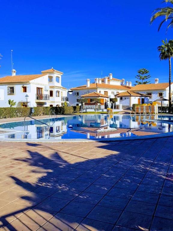Apartamento Primera Linea de Playa Las Marinas - 2