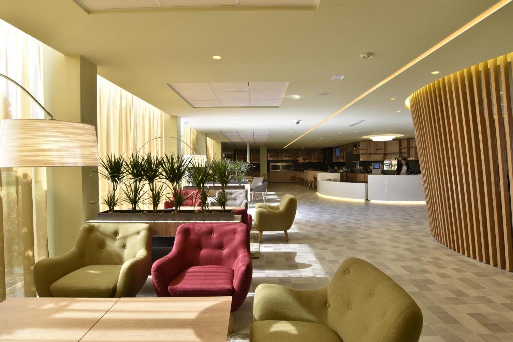 Bar/ Salón
