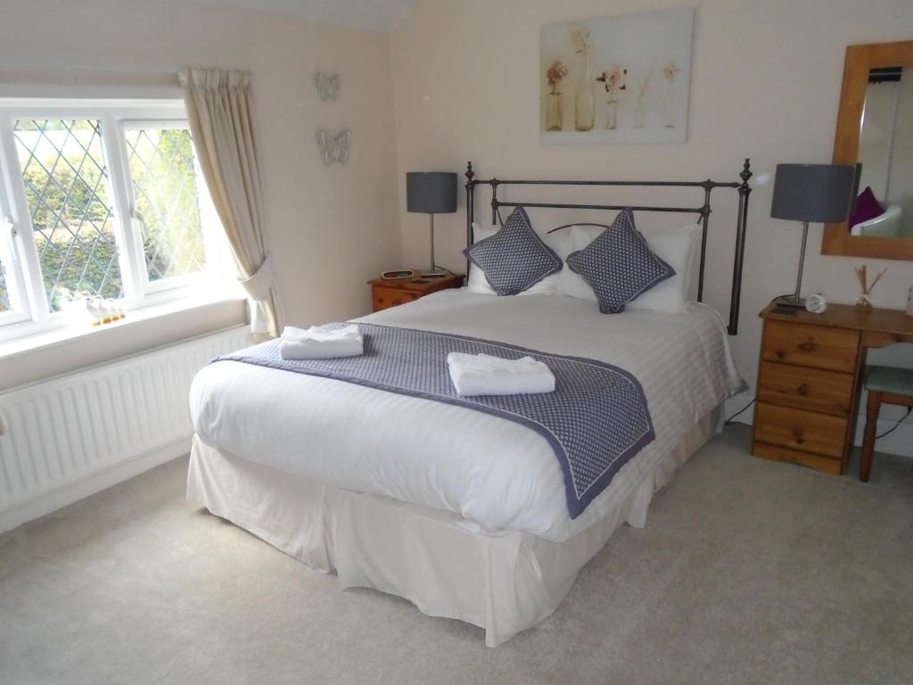 Trumbles Gatwick B&B photo