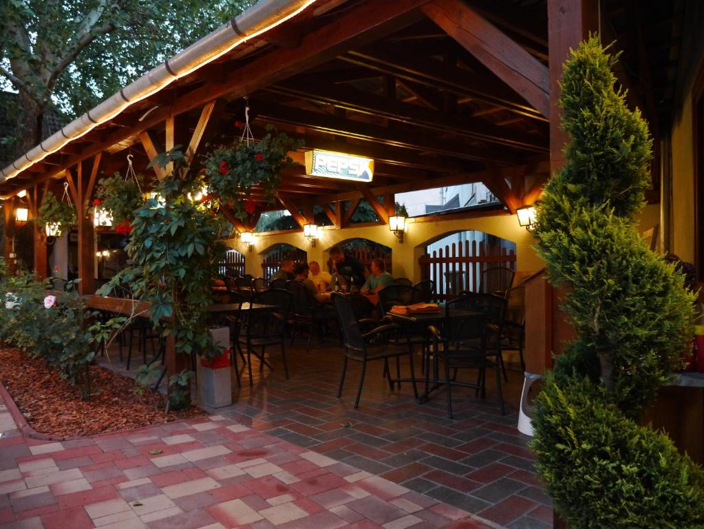 Bar/lounge