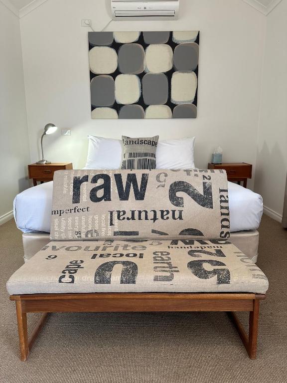 Parachilna Overflow Accommodation, Flinders Ranges