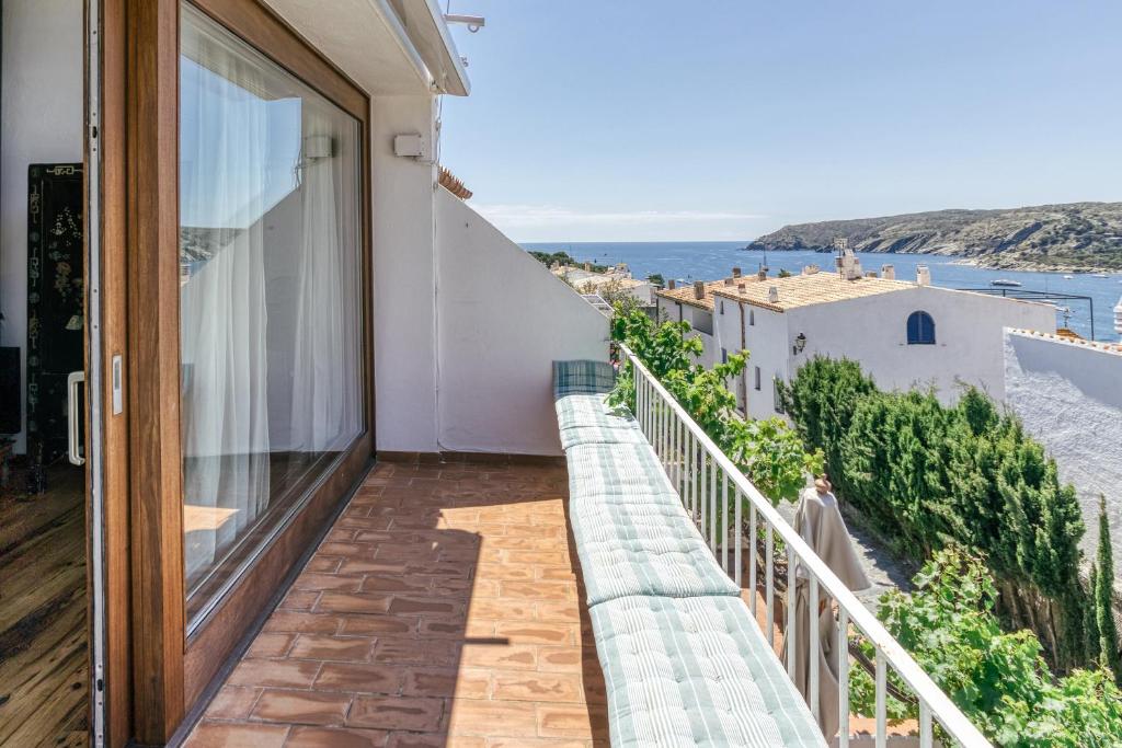 Designer House With Panoramic views, Cadaqués