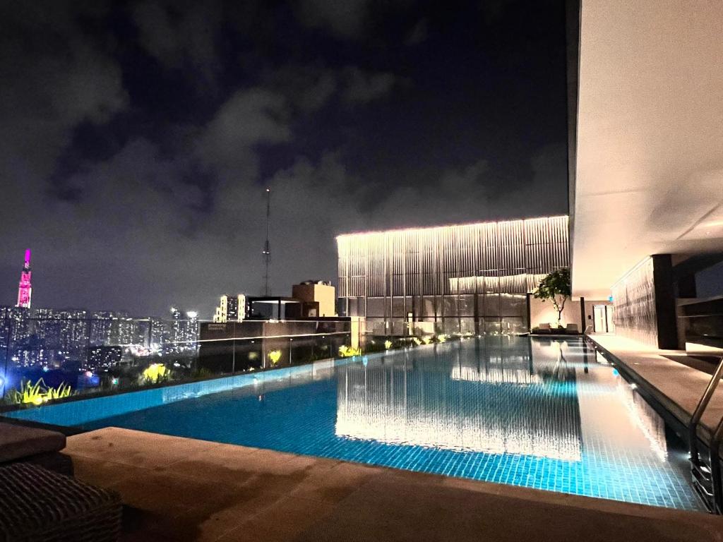 Luxury The MarQ-Free Infinity Pool, GYM & BBQ-D1