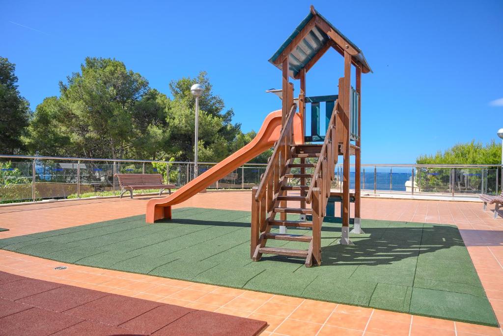 Albatros Family — Salou, Catalonia