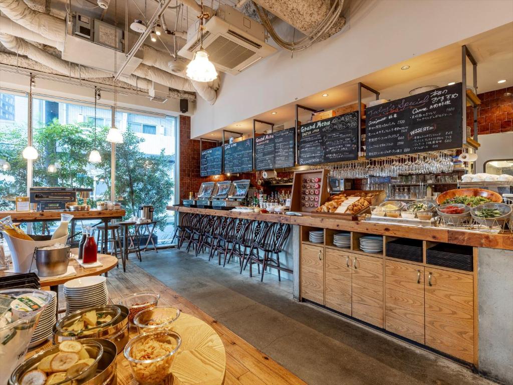 도큐 스테이 신바시 - 긴자 지구 인접한 신바시역