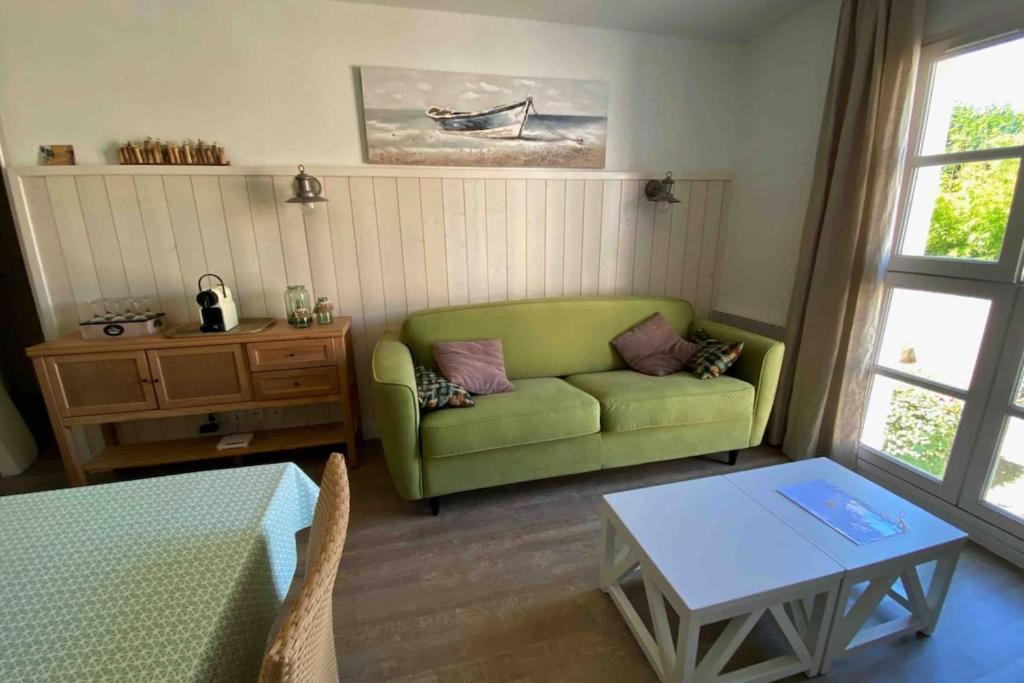 Apt 4 residence in the heart of St-Martin with swimming pool and parking, Saint-Martin-de-Ré