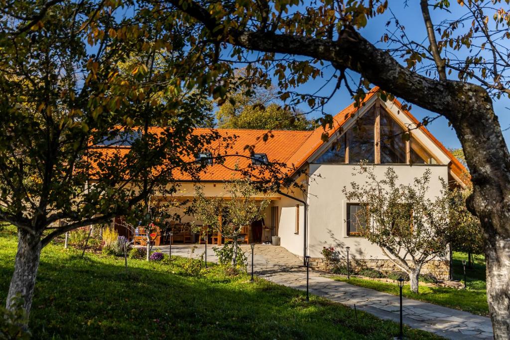 Biofarma Kaška, Vrbovce