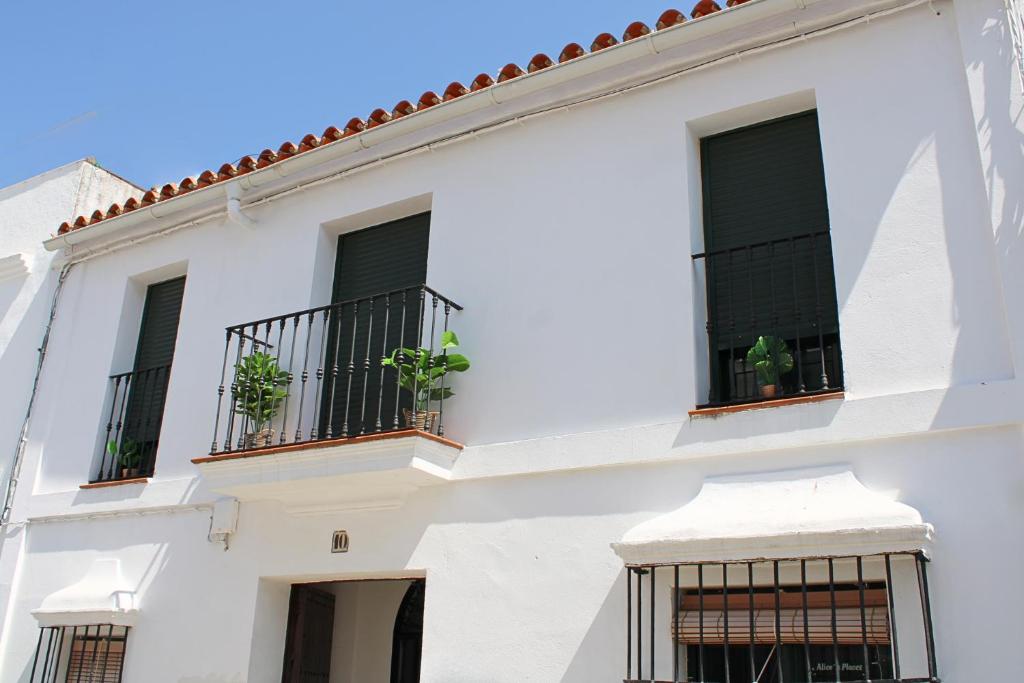 El Refugio by SIERRA VIVA, Aracena