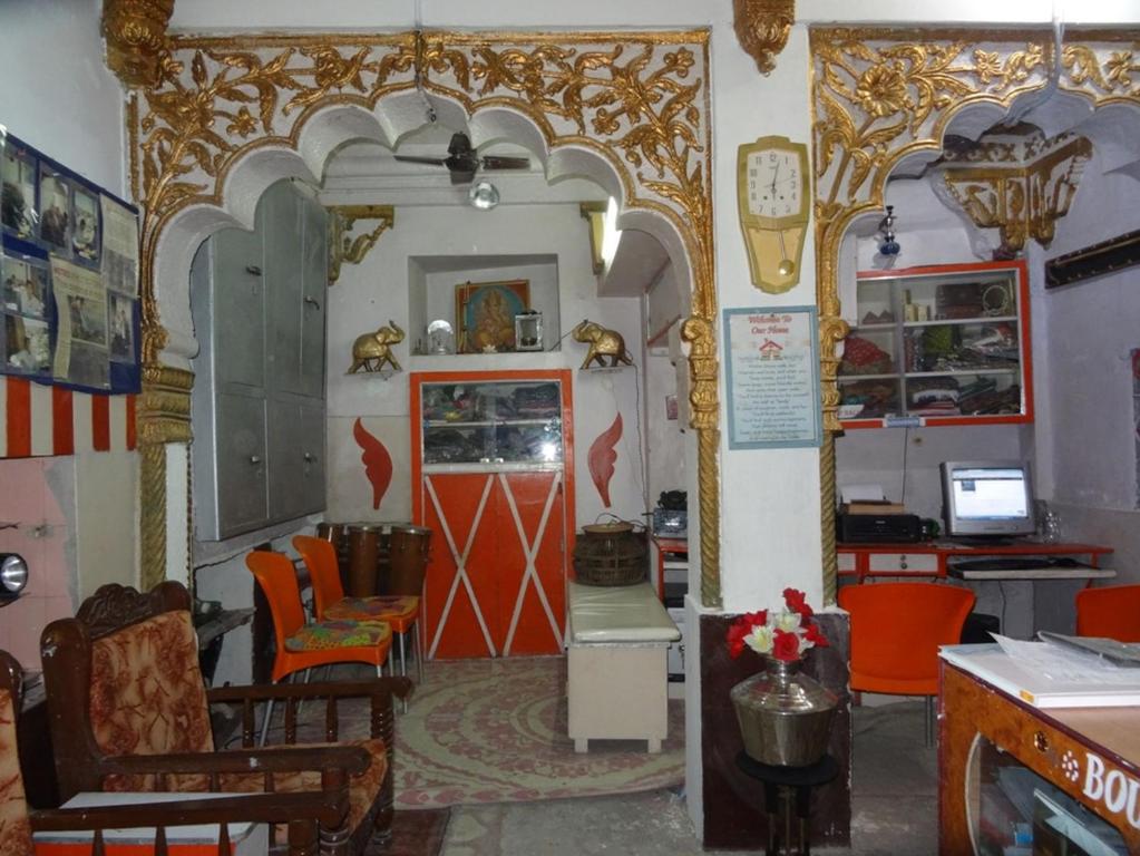 Amar Niwas Homestay Guesthouse photo