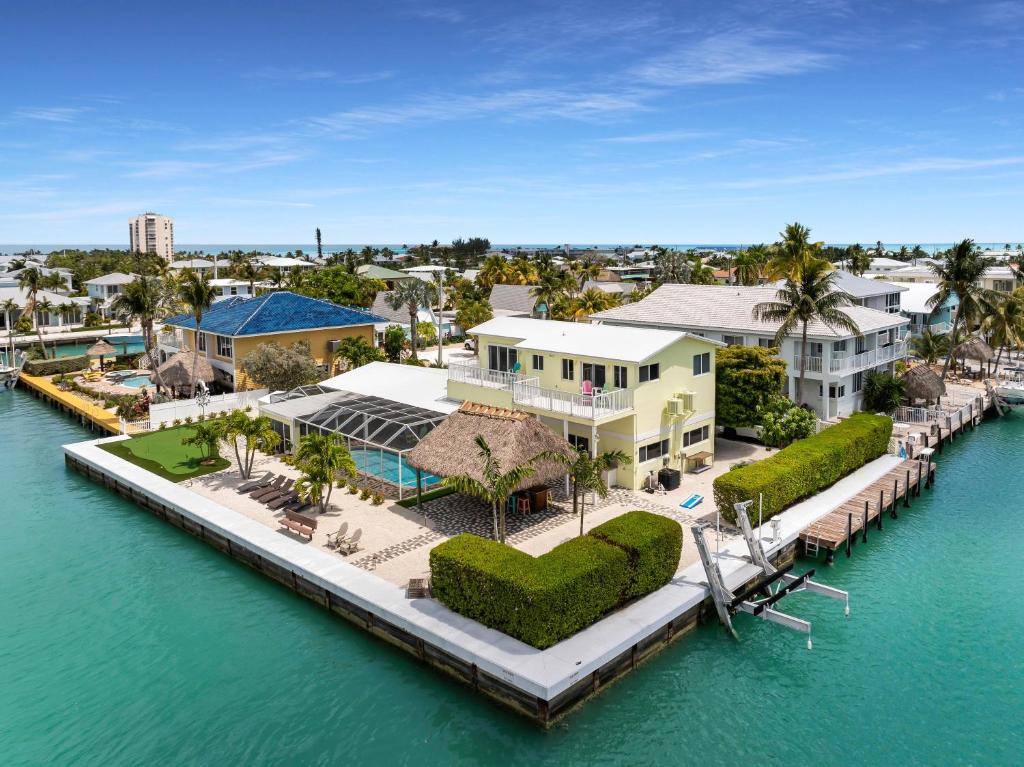 Manatee Bay, Key Colony Beach