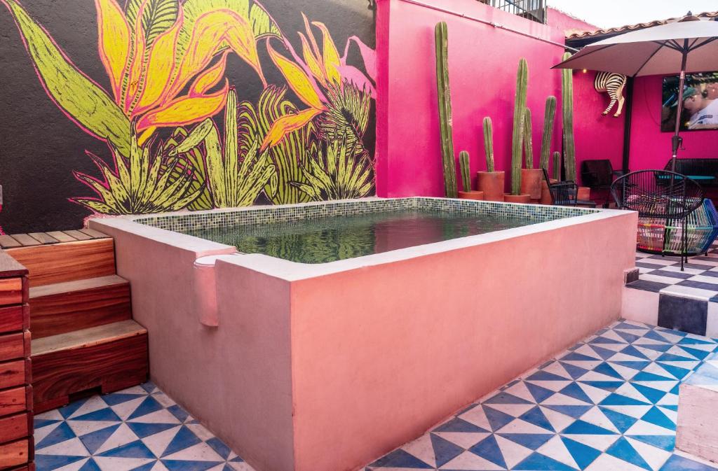 Homestal California Hostal en Tlaquepaque - 5