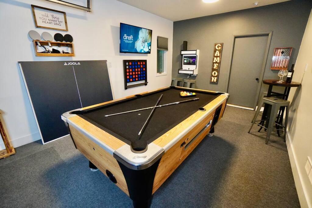 Poconos Oasis with Game Room, Pocono Summit