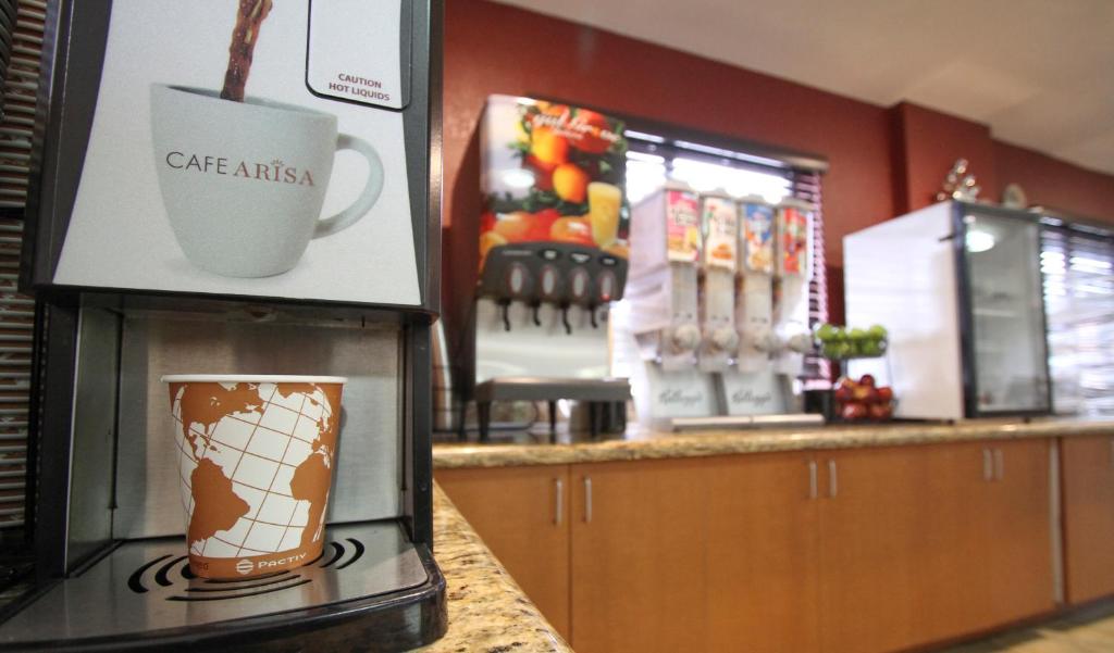 グリーンツリー イン フラッグスタッフ (GreenTree Inn Flagstaff) お料理のイメージ