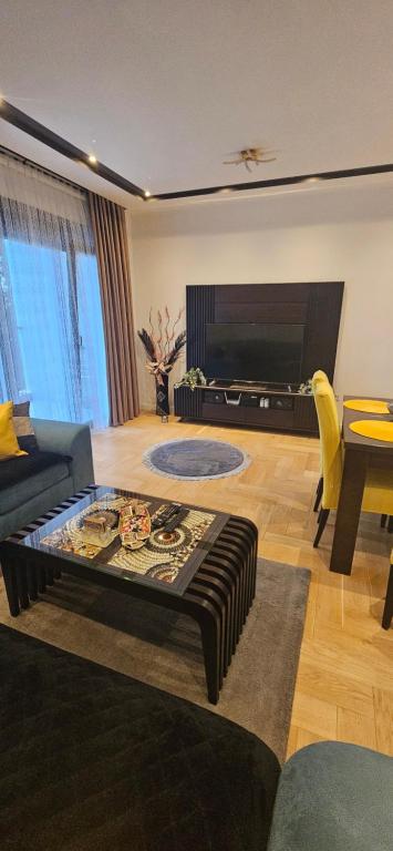 Apartment M - 3