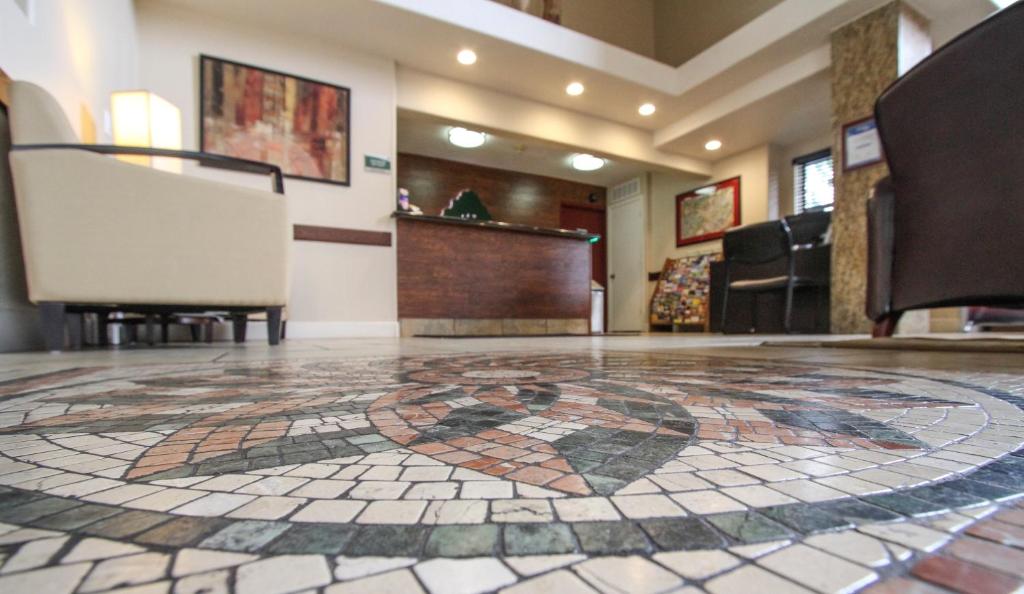 フロント・ロビー