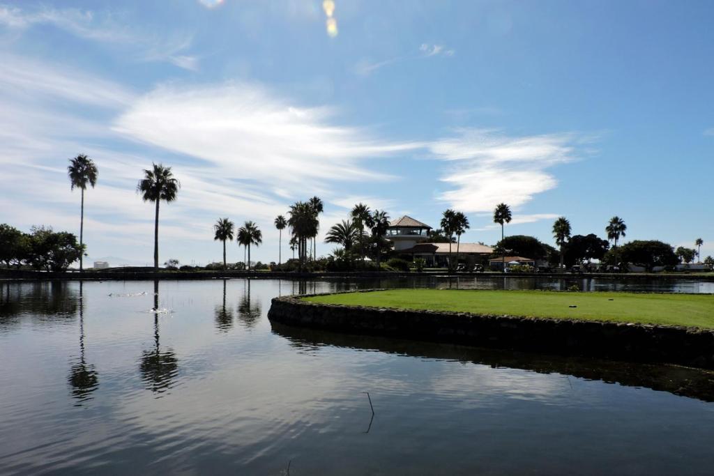 Golf course [on-site]