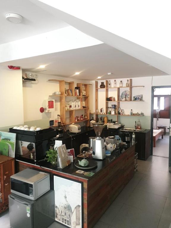 Lem's Apartment & Coffee