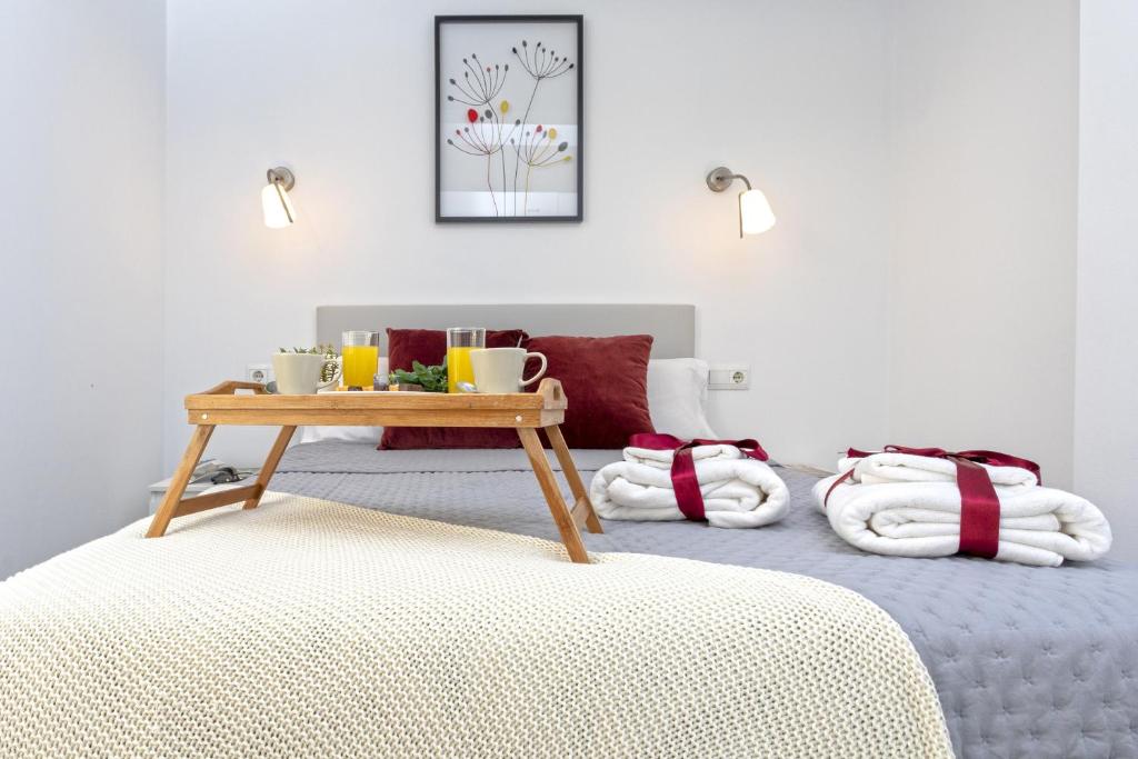 -MalagaSunApts-Malagueta Beach Estudio AA WIFI - 3