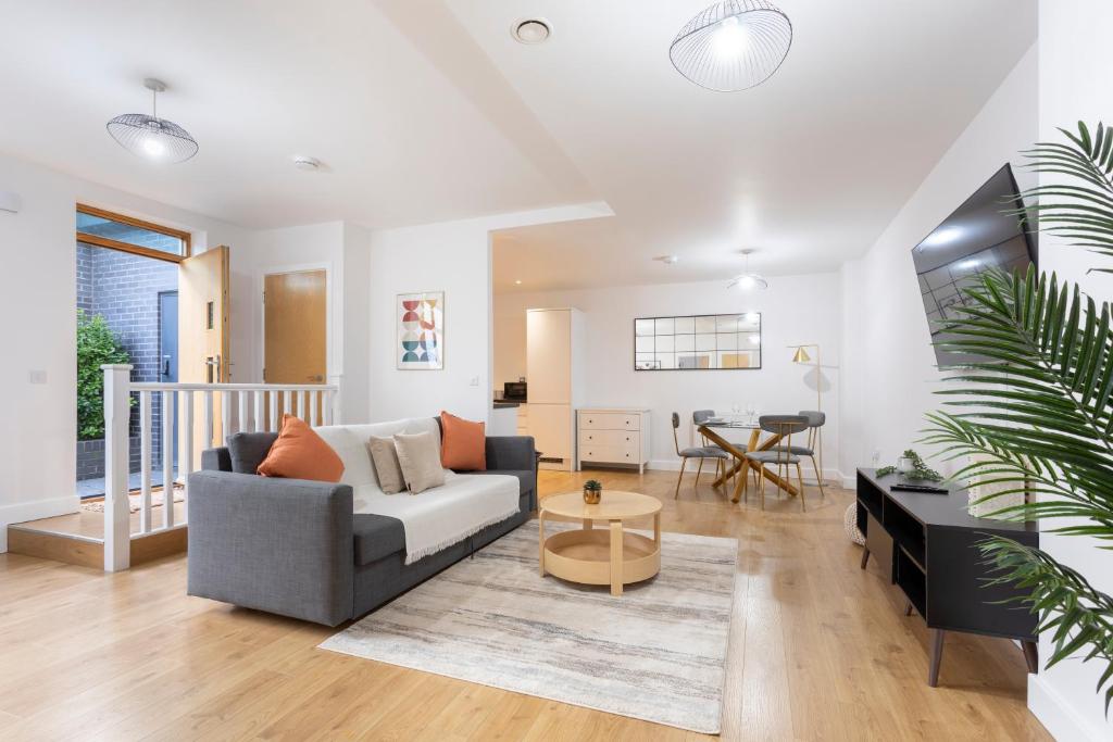 1 Bed Apartment - Redhill Central, Surrey, Gatwick #4, Redhill