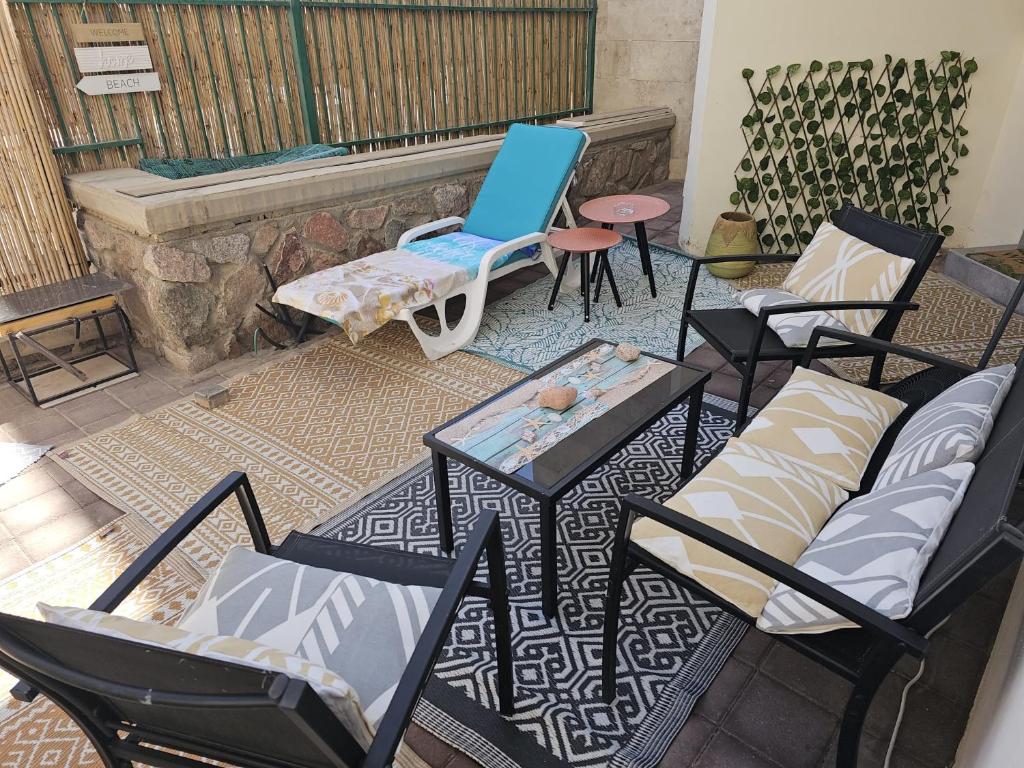 Studio Caroline, Ejlat