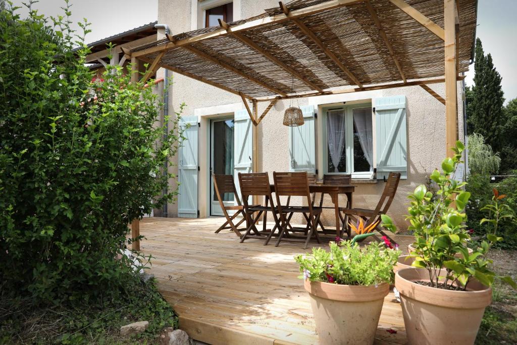 Gîte  Ô PARADIS, Douelle