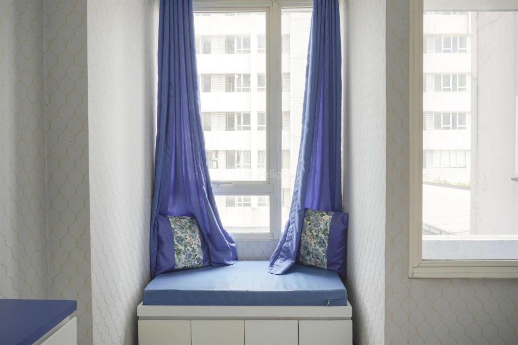 Cozy Studio at Nifarro Park Apartment By Travelio, Jakarta