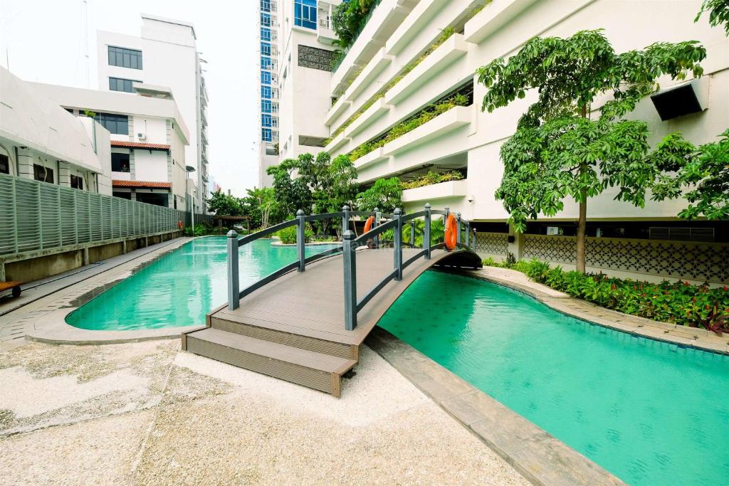 Great Location and Comfy 1BR Apartment at Capitol Park Residence By Travelio, Jakarta