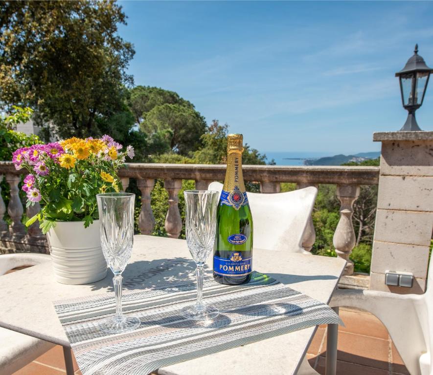 Costa Brava Holidays Villa Mimosa Sea View and luxe - 2