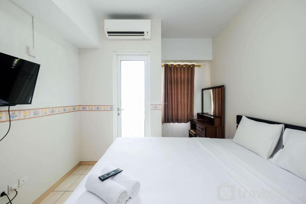 Comfortable Studio at Springlake Summarecon Bekasi Apartment By Travelio, Bekasi