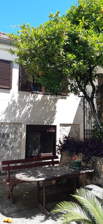 APARTMAN Biser, Kotor