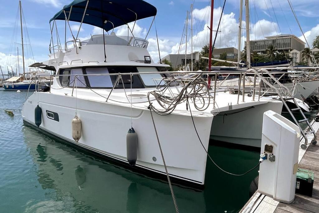 Expérience unique sur un bateau, Le Gosier