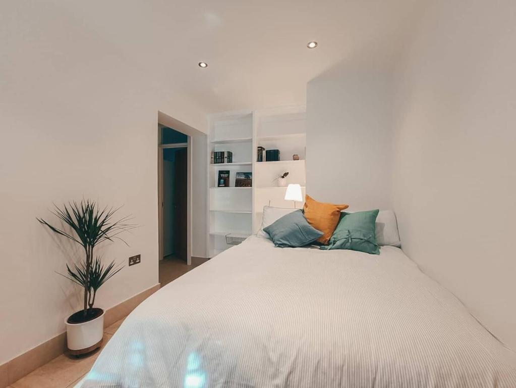 The Sandy Studio Flat In Petersham, Strawberry Hill