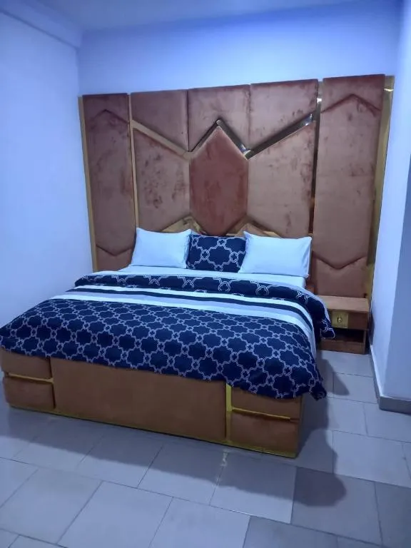 Mega Pavilion Apartment Gwarinpa, hotel in Gwarinpa