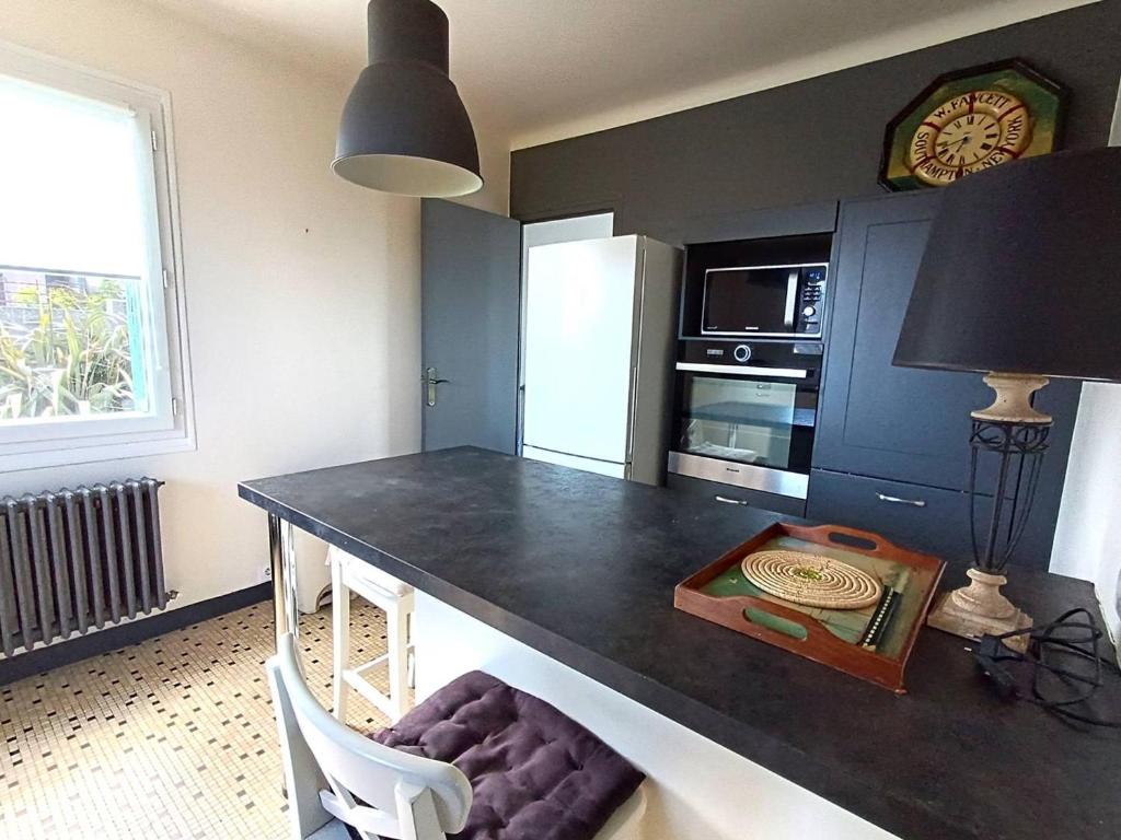 Maison à Perros-Guirec avec Jardin, Terrasse, Parking et Animaux Acceptés - FR-1-368-427 - 3