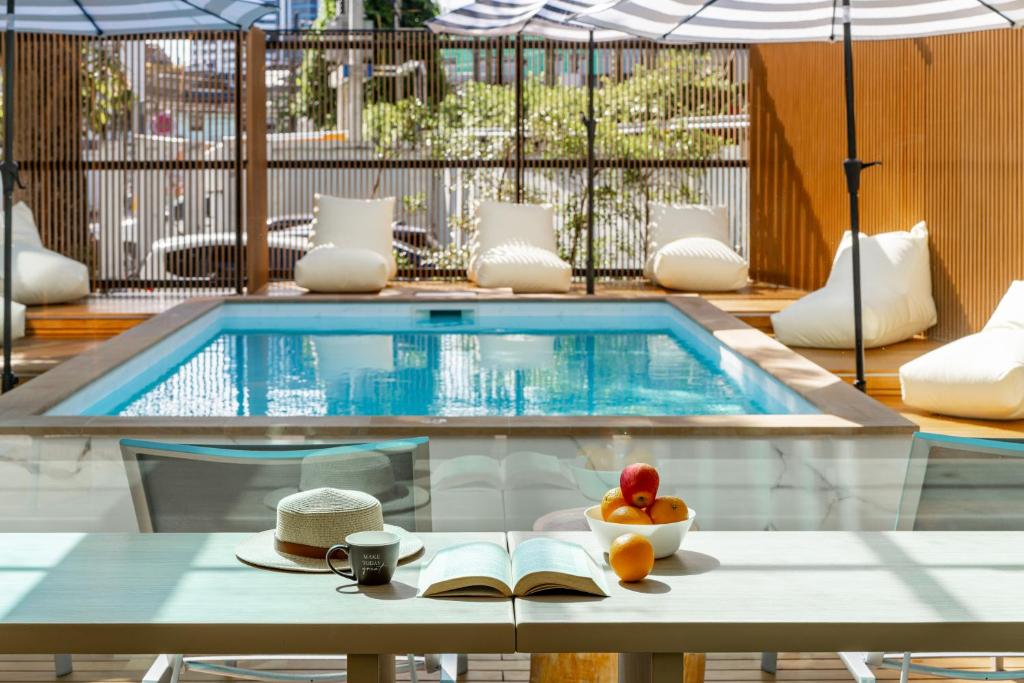 Facilities, The Tint at Phuket Town Hotel in Phuket