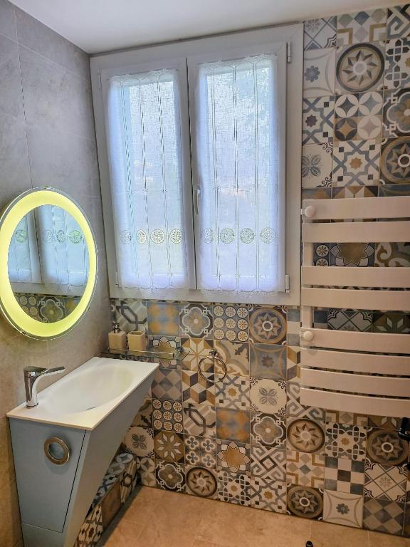 Charmant studio près de la plage avec jacuzzi et terrasse privative - 5