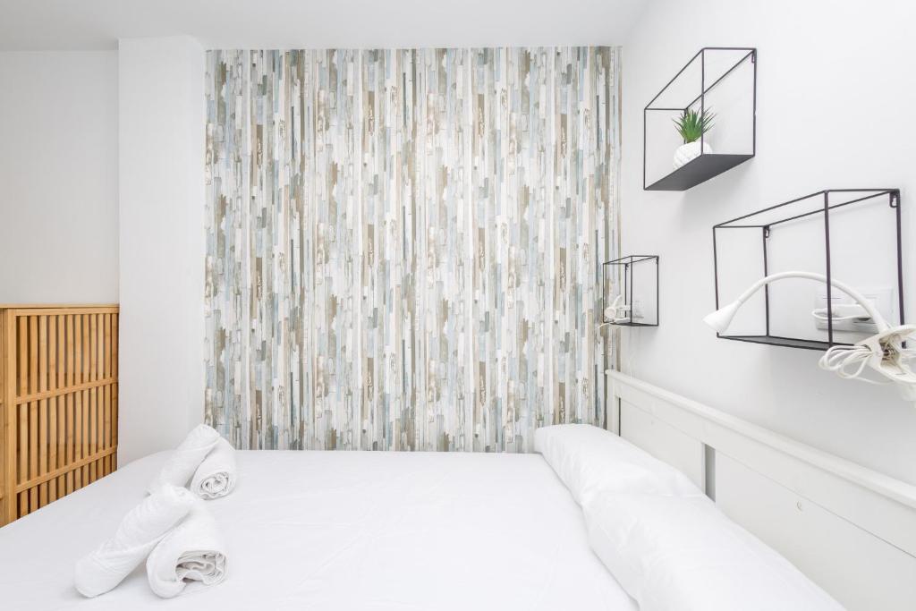 Las Canteras Beach Workfriendly Bright Studio - 3