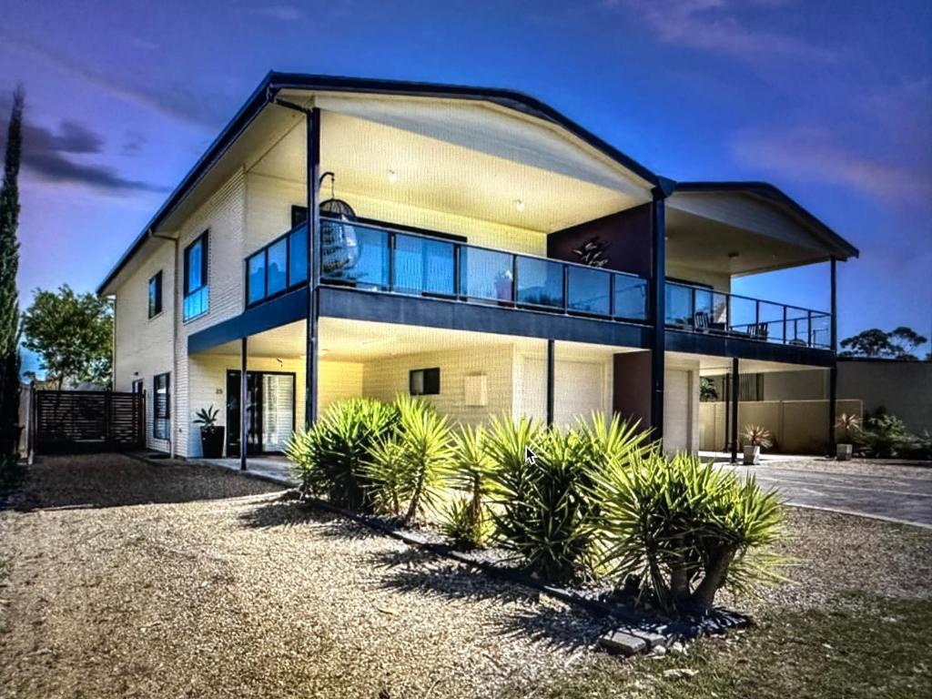 Goolwa Serenity - Modern, Peaceful, Linen & wifi included, Goolwa South