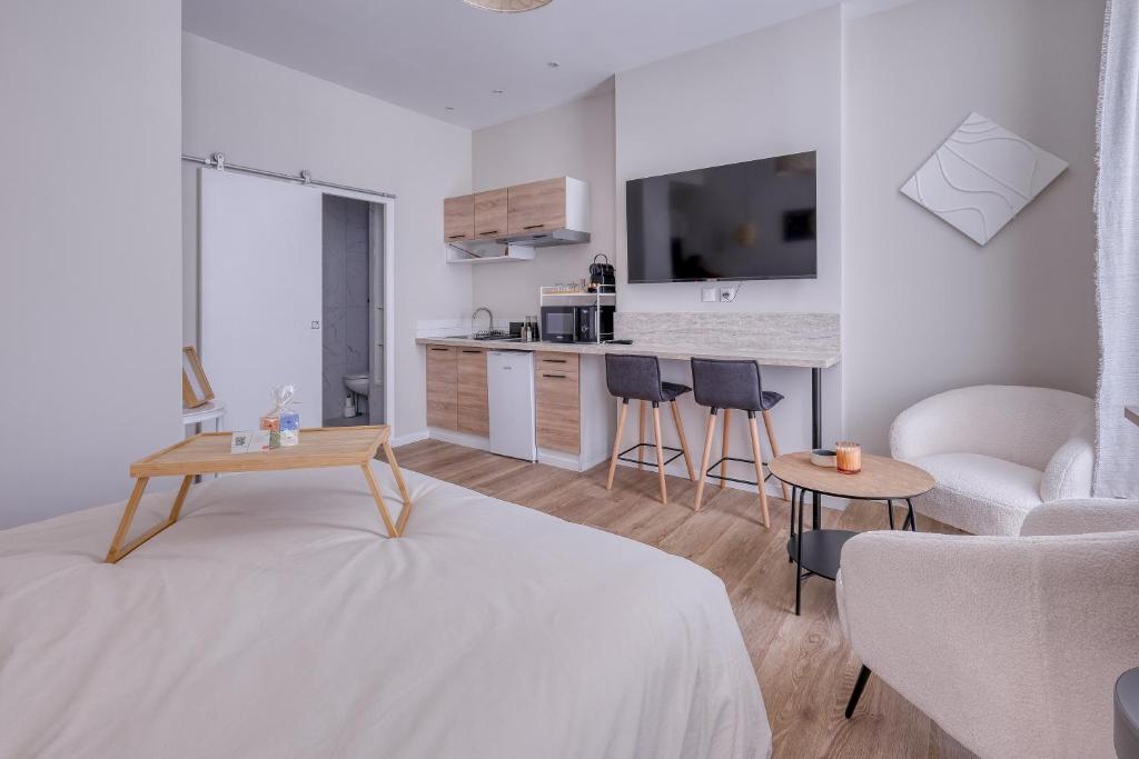 Short Time Suites Toulon Centre 1 "LE STUDIO" Check-in auto - 2