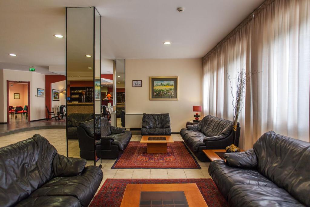 Hotel Quadrifoglio photo
