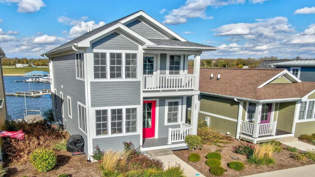 Hook, Wine, & Sinker, Ottawa