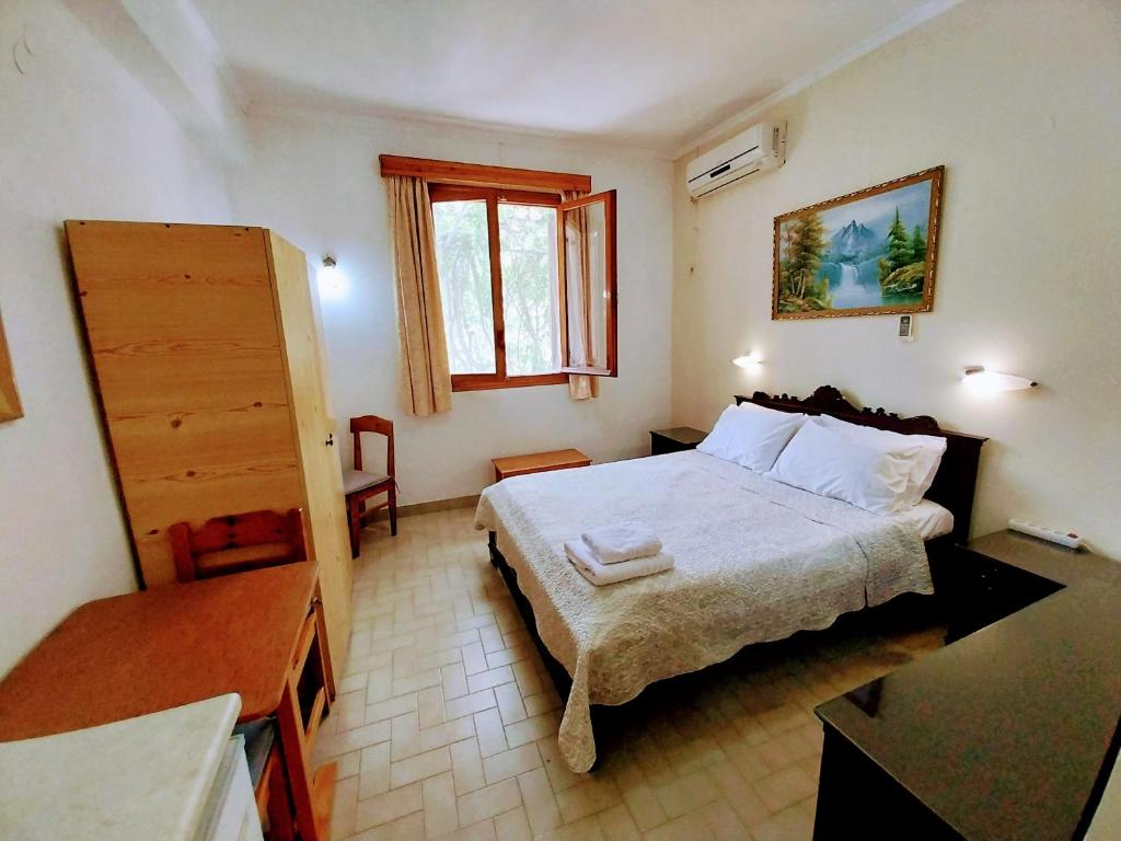 MAKIS STUDIOS KATELIOS, Kateliós