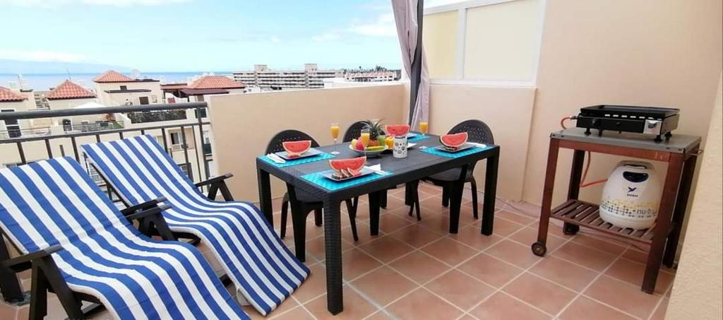 Chilly Apartment - Sunny rooftop terrace with ocean view - 3