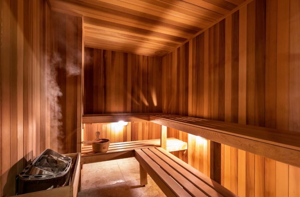 Sauna, Rydges Wellington in Wellington