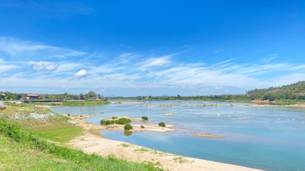 5. บ้านติดด..