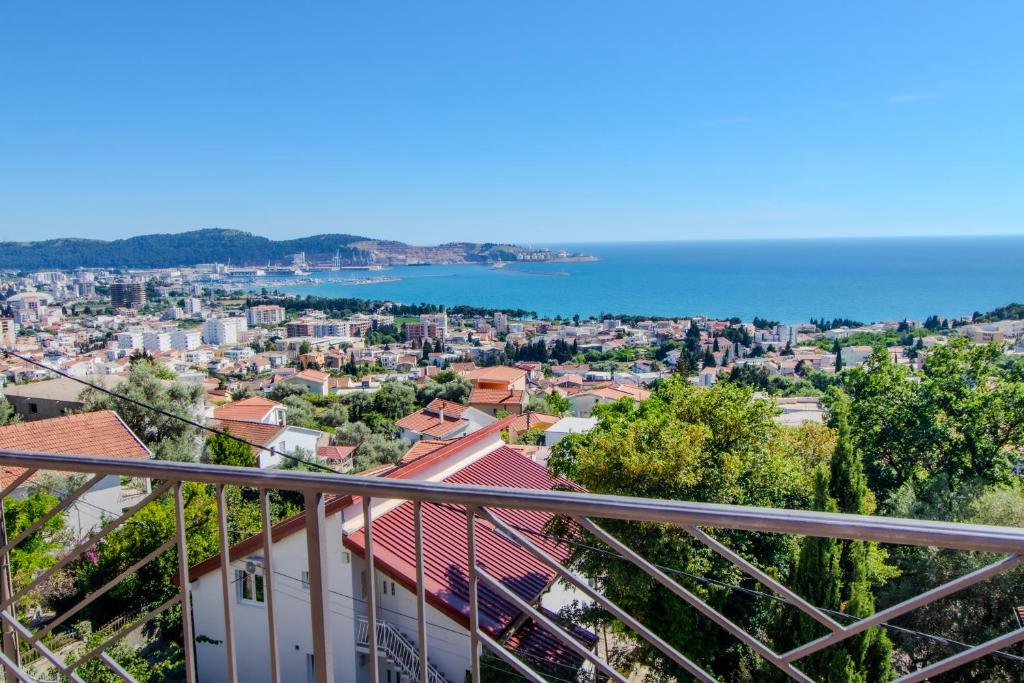 Mira Sea View, Šušanj